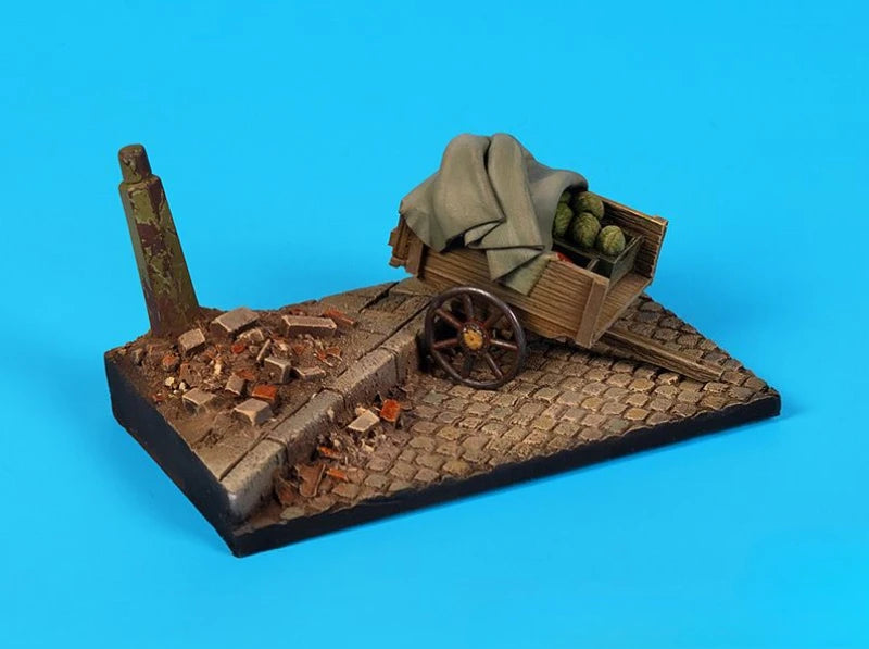 1/35 WWII Military Street Scene, Resin Model Diorama Kit, Unassembled and Unpainted