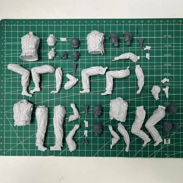1/16 WWII US Army Vehicle Crew, 4 Figures, Resin Model Figure Kit, Unassembled and Unpainted
