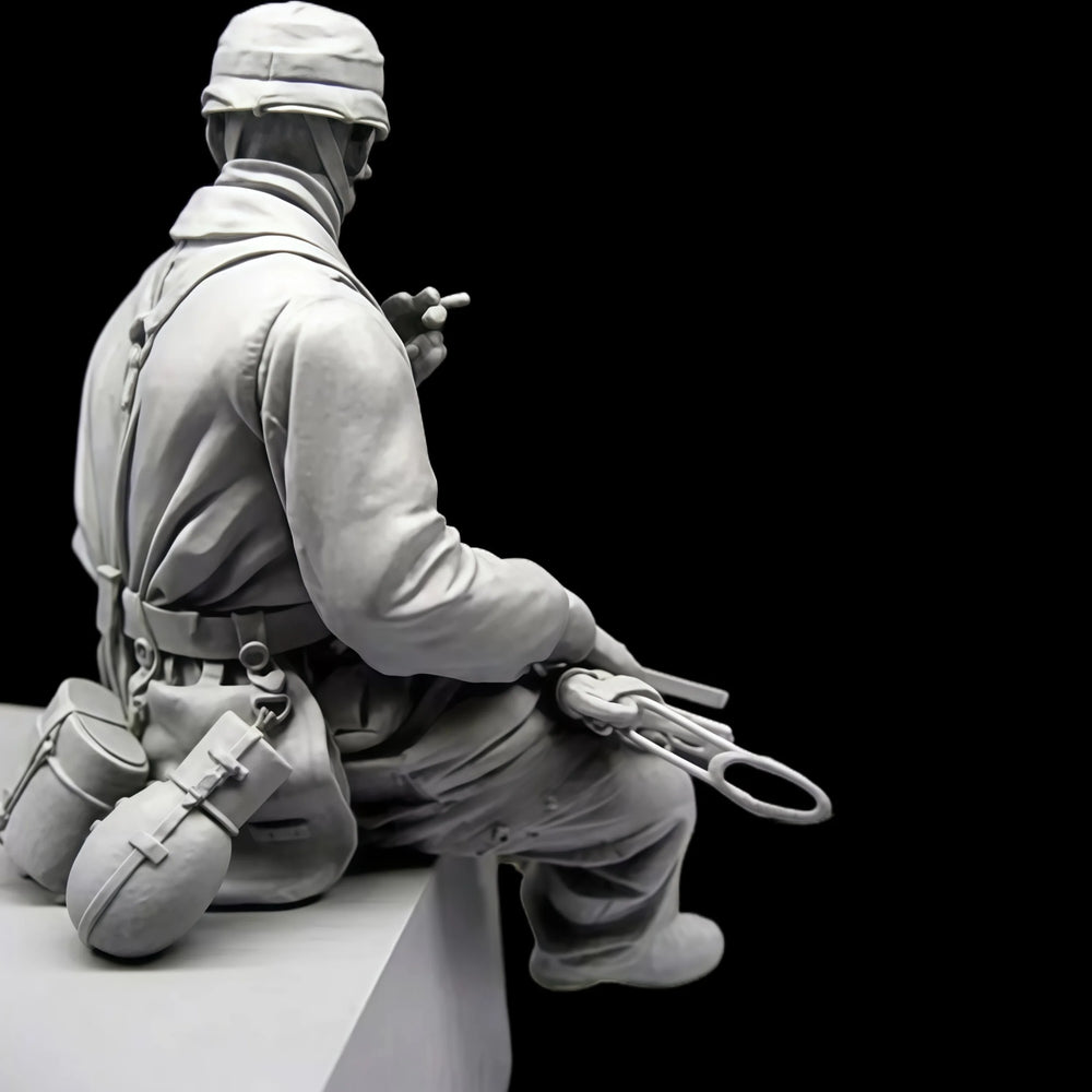 1/16 WWI British Infantry Resting with Rifles, Resin Model Figure Kit, Unassembled and Unpainted