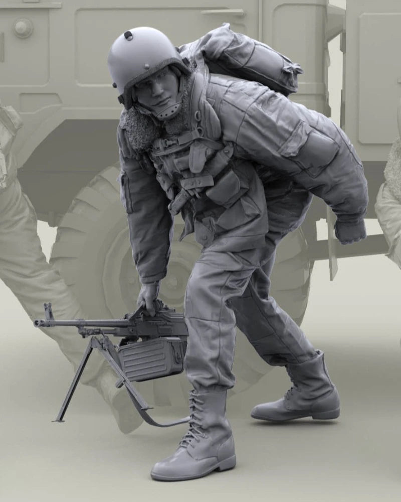 1/16 Modern Russian Tactical Operator with Rifle and Load, Resin Model Figure Kit, Unassembled and Unpainted