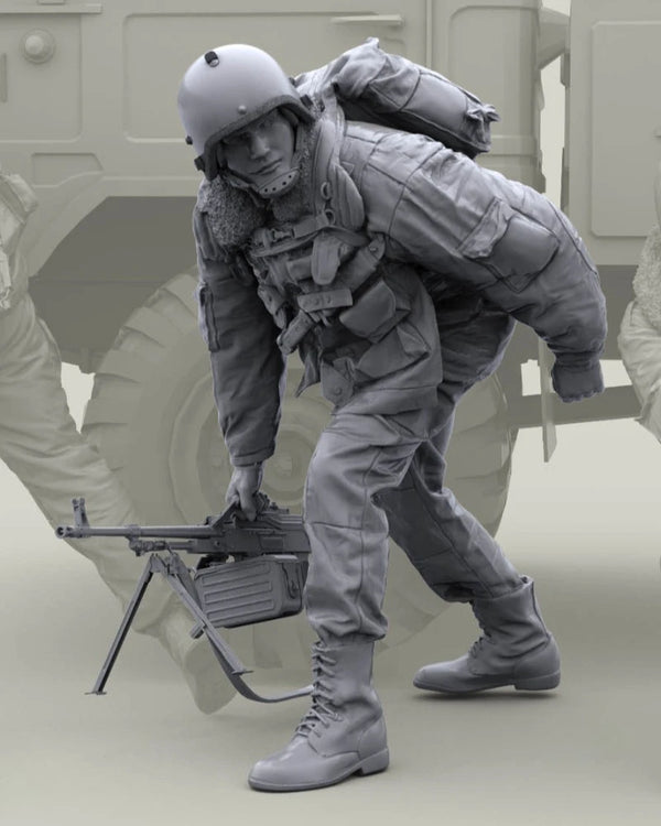 1/16 Modern Russian Tactical Operator with Rifle and Load, Resin Model Figure Kit, Unassembled and Unpainted