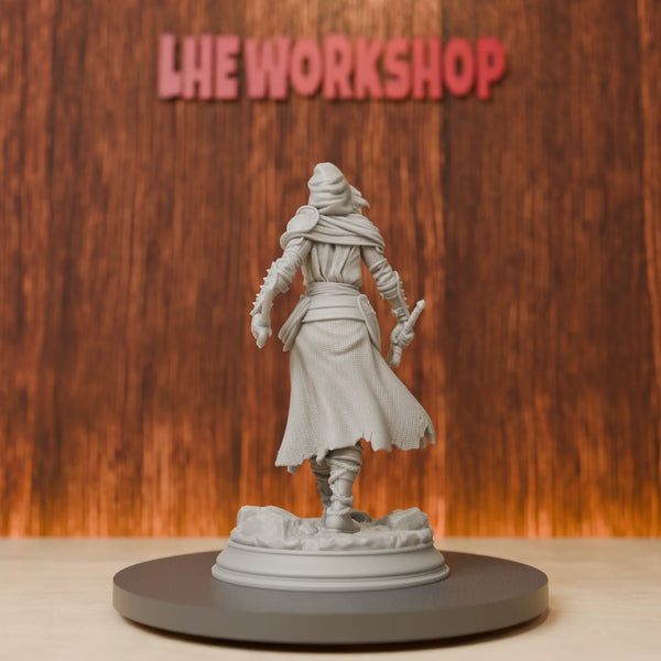 75mm Female Assassin Rogue, Resin Model Figure Kit, Fantasy Theme, Unassembled and Unpainted