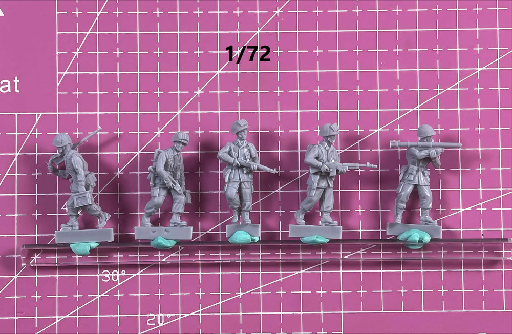 1/72 Modern Airborne Squad, 5 Figures, Resin Model Figure Kit, Unassembled and Unpainted