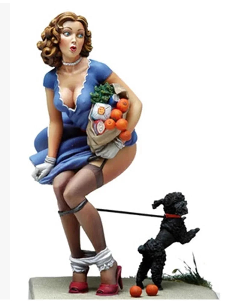 1/22 Retro Pinup Woman with Dog, Resin Model Figure Kit, Unassembled and Unpainted