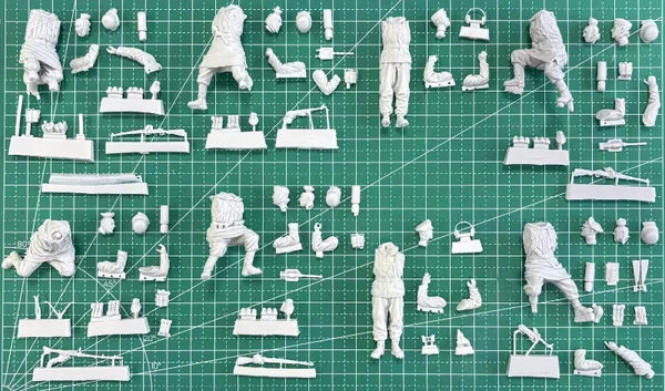 1/35 WWII German Motorized Infantry, 8 Figures, Resin Model Figure Kit, Unassembled and Unpainted