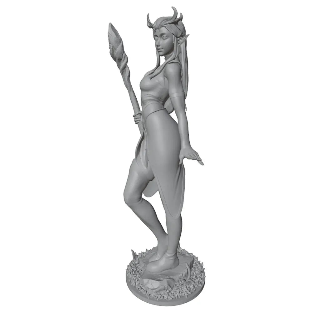 1/24 Demoness with Curved Horns Wielding Twin Staffs, Resin Model Figure Kit, Fantasy Theme, Unassembled and Unpainted