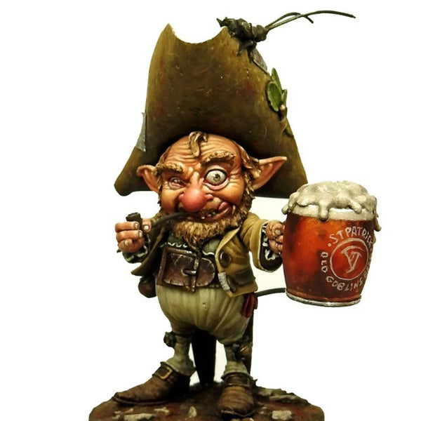 1/32 Bavarian Gnome with Beer Mug, Resin Model Figure Kit, Fantasy Theme, Unassembled and Unpainted