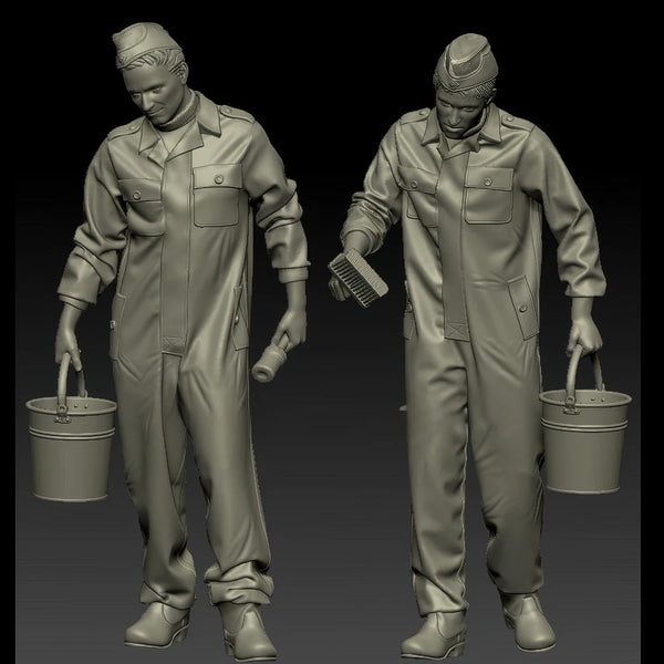 1/35 Cold War Soldiers Carrying Paint Buckets, 2 Figures, Resin Model Figure Kit, Unassembled and Unpainted