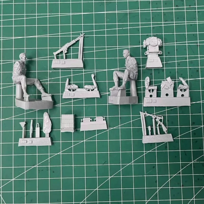 1/35 Vietnam War US Army Machine Gun Team, 2 Figures, Resin Model Figure Kit, Unassembled and Unpainted