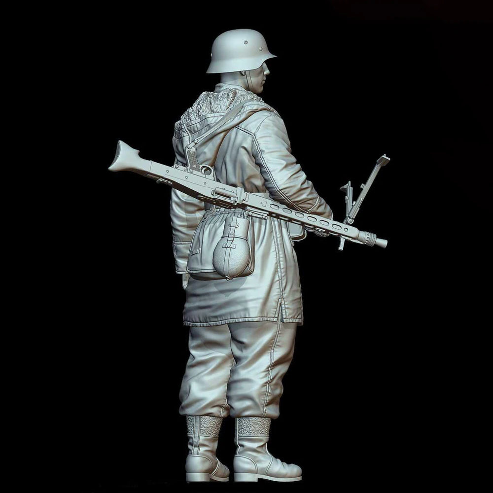 1/16 WWI German Infantryman with Mauser Rifle, Resin Model Figure Kit, Unassembled and Unpainted