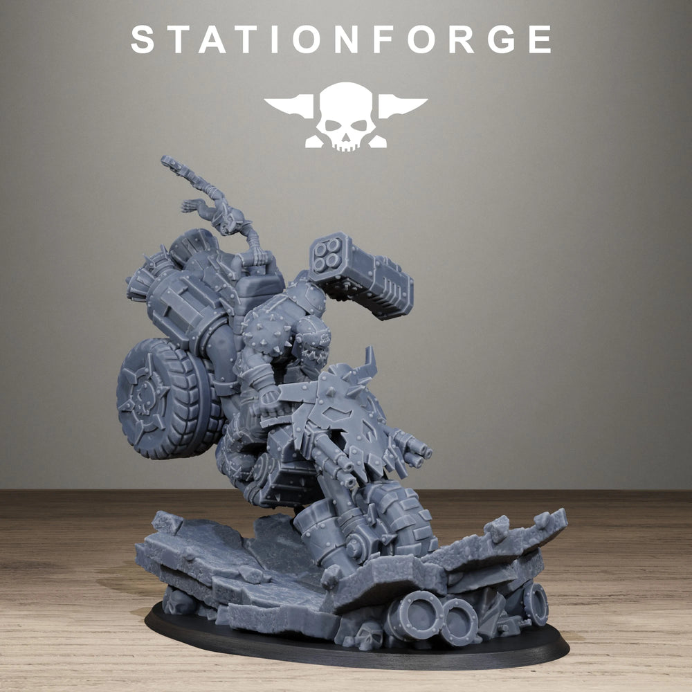 32mm Grimdark Ork Biker Boss, Resin Model Figure Kit, Sci-Fi Theme, Unassembled and Unpainted