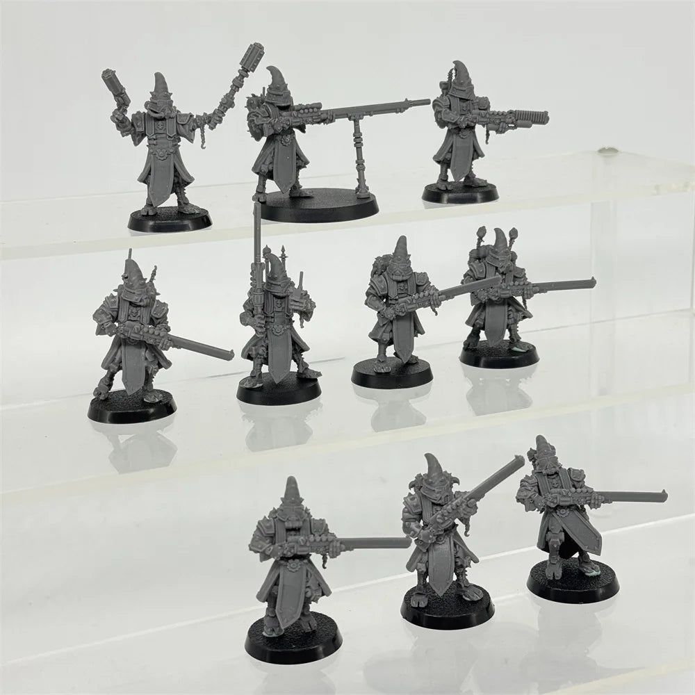 28mm Scavenger Hooded Cultists, 10 Figures, Resin Model Figure Kit, Fantasy Theme, Unassembled and Unpainted