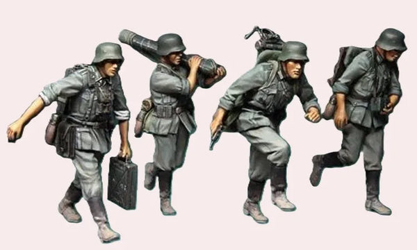 1/35 WWII German Infantry Squad Advancing with Rifles, 4 Figures, Resin Model Figure Kit, Unassembled and Unpainted