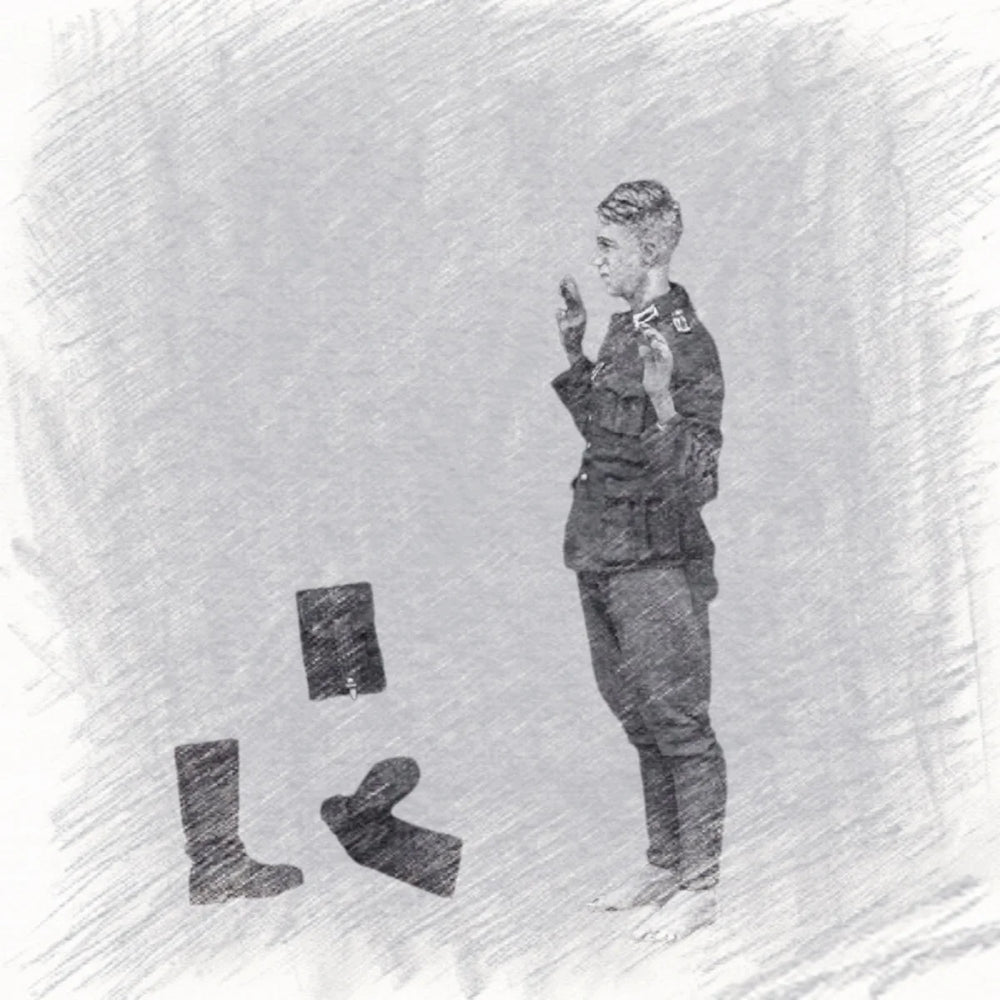 1/35 WWII German POW with Raised Hands, Resin Model Figure Kit, Unassembled and Unpainted