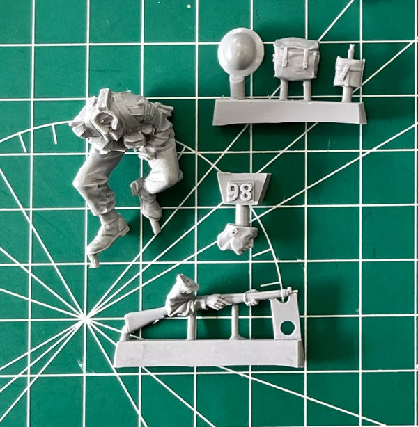 WWII British Infantryman — 1/35 Resin Figure