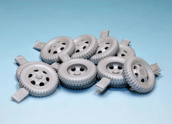 1/35 WWII CCKW Truck Tires & Wheels, Resin Model Vehicle Kit, Unassembled and Unpainted
