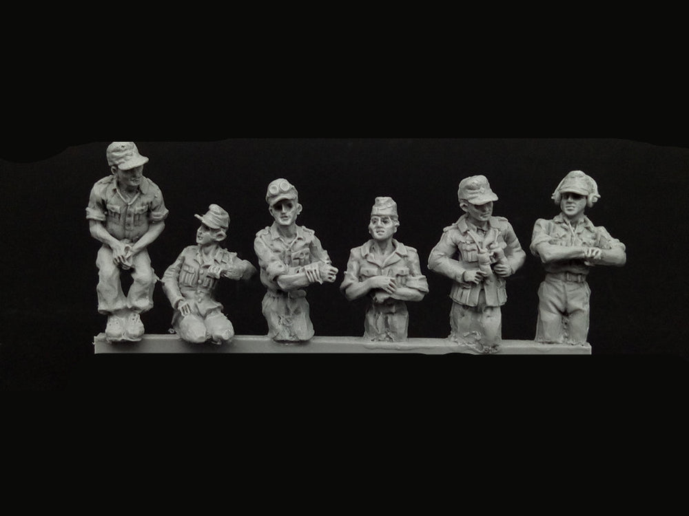 1/72 WWII North African Infantry, 6 Figures, Resin Model Figure Kit, Unassembled and Unpainted