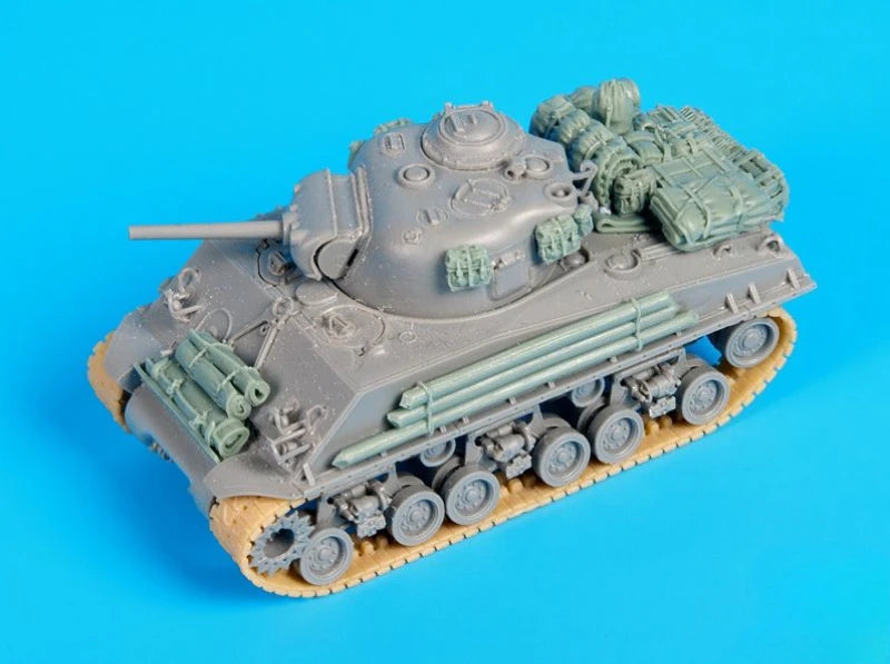 1/72 WWII M4A3 Sherman 105mm HVSS Accessories, Resin Model Accessory Kit, Unpainted