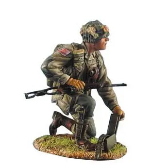 1/35 Humanoid Soldier, Resin Model Figure Kit, Military Theme, Unassembled and Unpainted