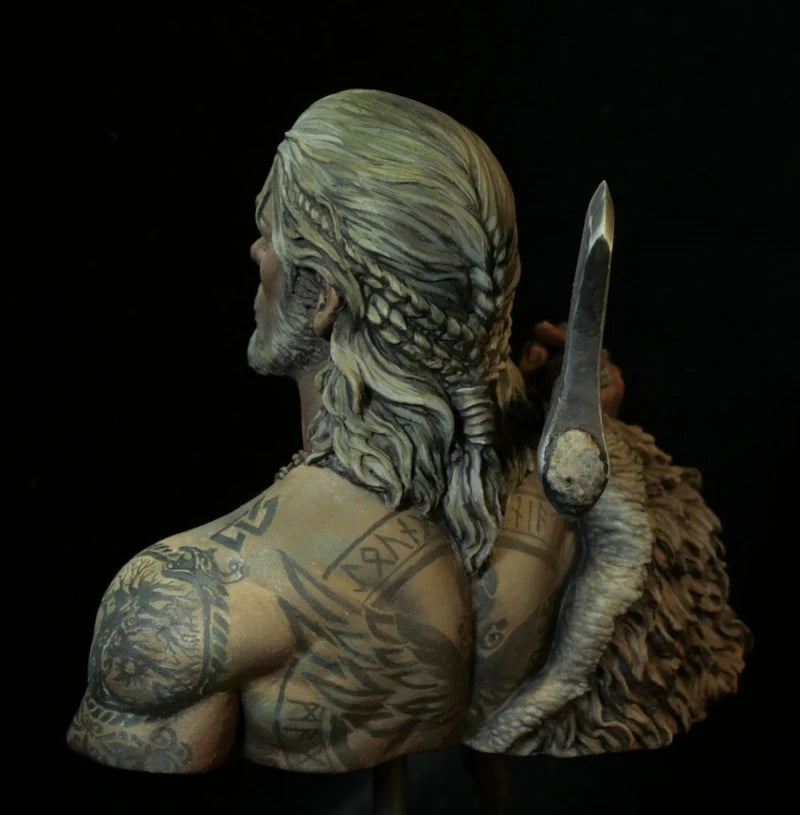 1/10 Viking Barbarian Warrior, Resin Model Bust Kit, Fantasy Theme, Unassembled and Unpainted