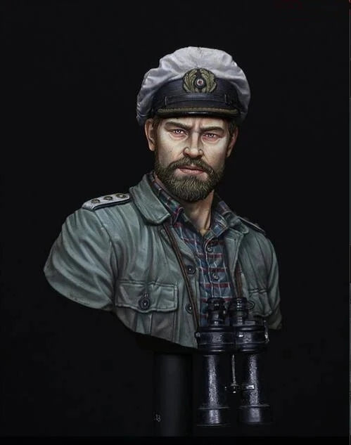 1/10 WWII Submarine Commander, Resin Model Bust Kit, Unassembled and Unpainted