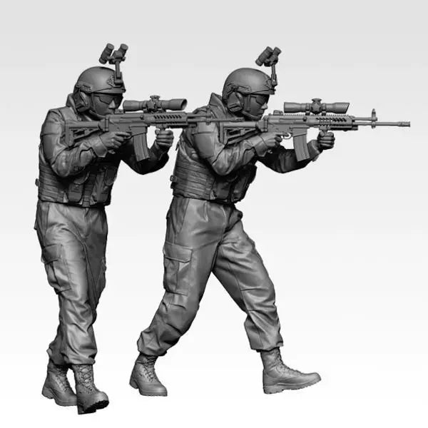 1/35 Modern Warfare Soldiers, 2 Figures, Resin Model Figure Kit, Unassembled and Unpainted