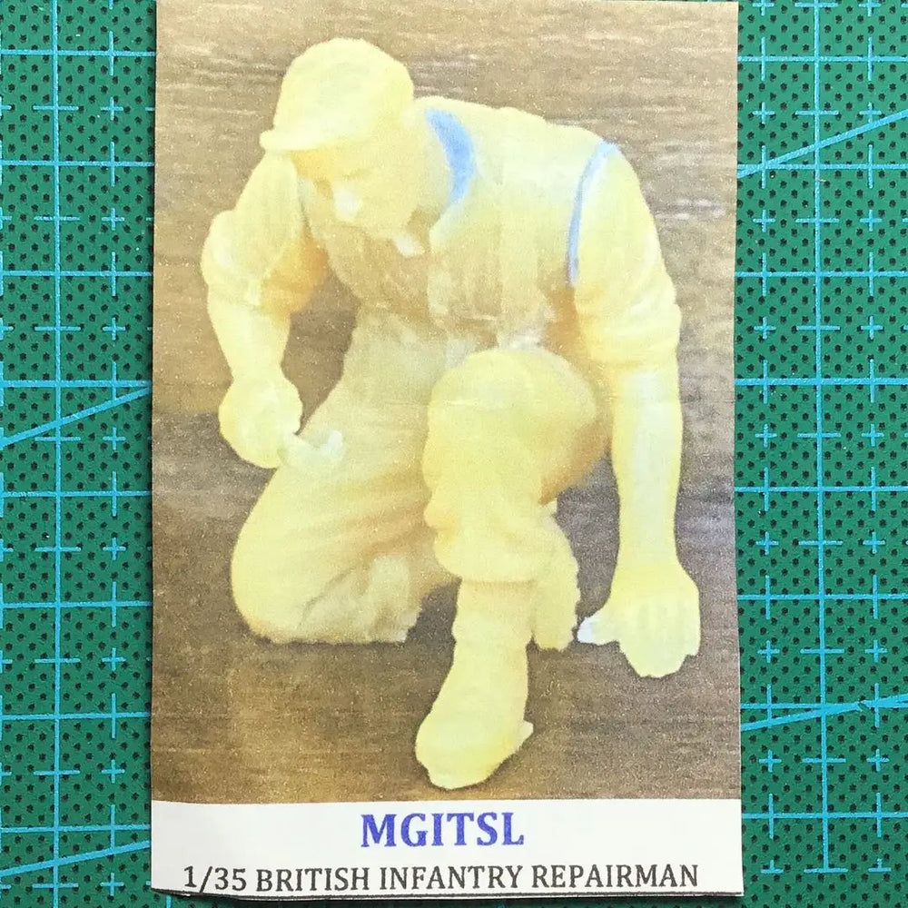 1/35 WWII British Infantry Repairman, Resin Model Figure Kit, Unassembled and Unpainted