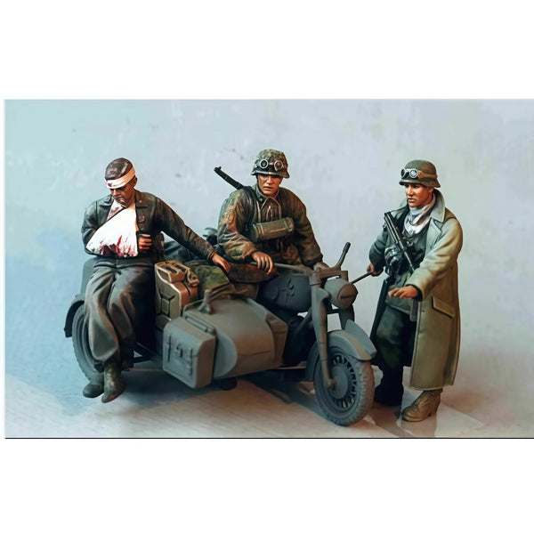 1/35 WWII German Motorcyclist with Sidecar, 3 Figures, Resin Model Figure Kit, Unassembled and Unpainted
