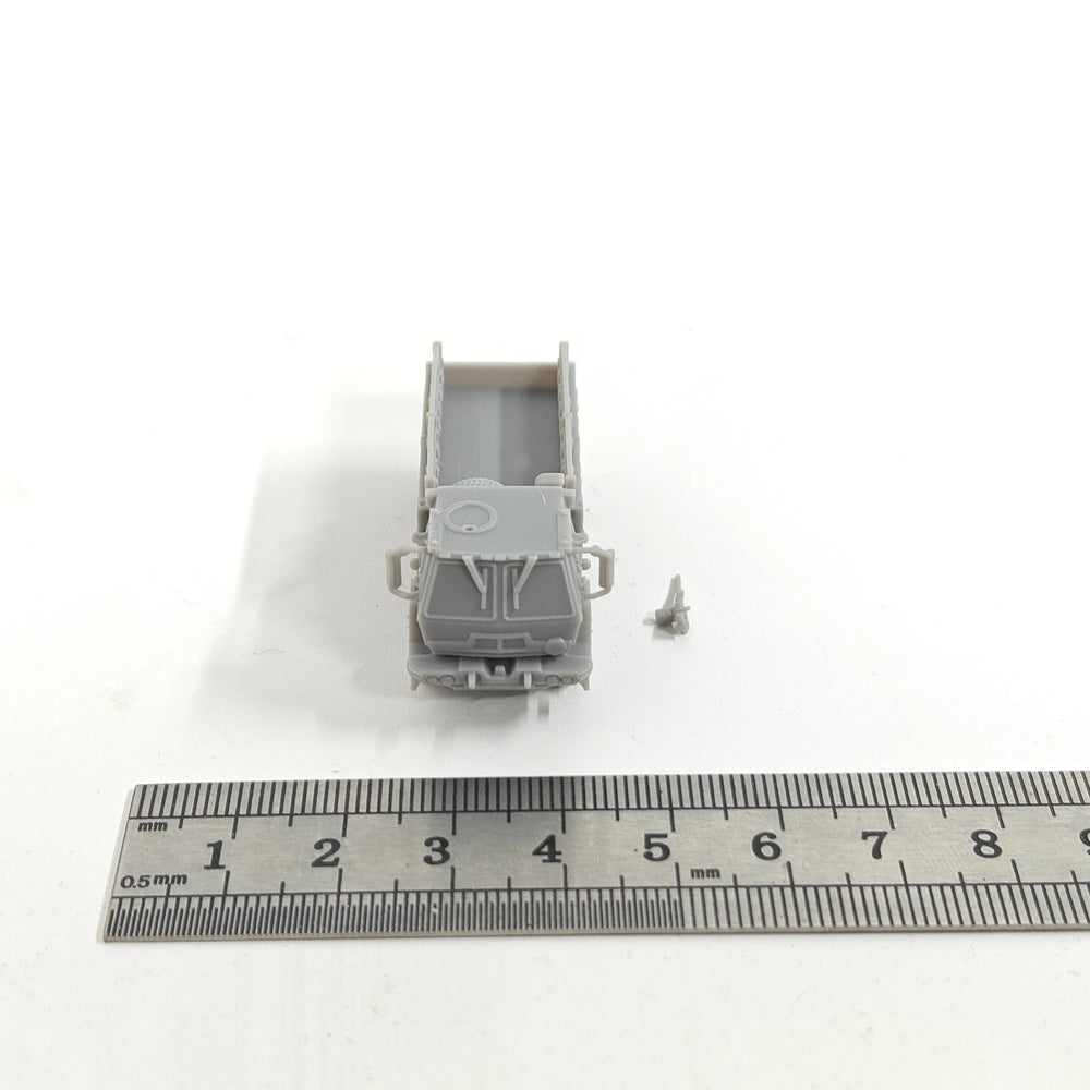 1/144 Modern U.S. M1083 FMTV Cargo Truck, Resin Model Vehicle Kit, Unassembled and Unpainted