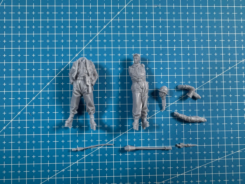 1/35 WWII Soldier Commanders, 4 Figures, Resin Model Figure Kit, Unassembled and Unpainted
