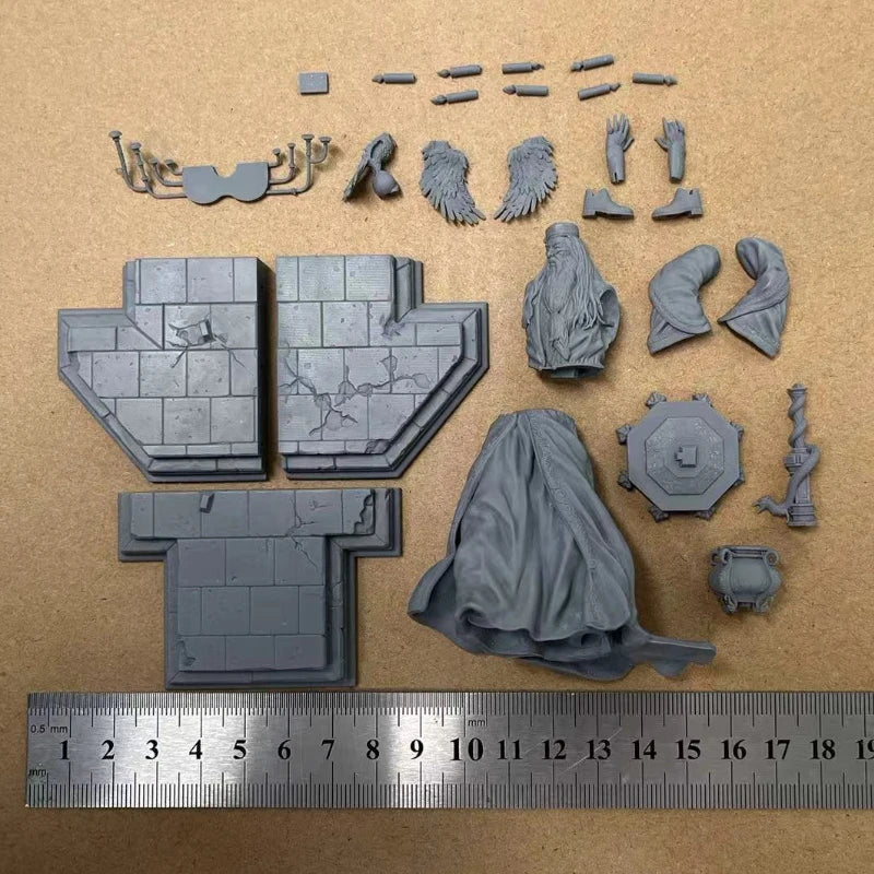 1/24 Old Magician Wizard, Resin Model Figure Kit, Fantasy Theme, Unassembled and Unpainted