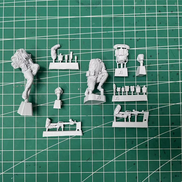 1/35 Modern LRRP Soldiers, 2 Figures, Resin Model Figure Kit, Unassembled and Unpainted