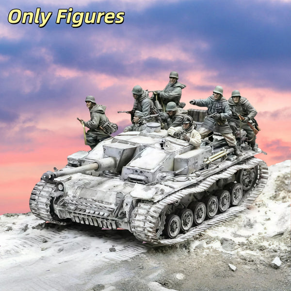 1/35 WWII Soviet Tank Assault, 8 Figures, Resin Model Diorama Kit, Unassembled and Unpainted