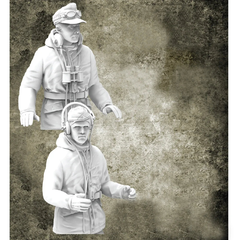 1/35 WWII Soviet Tank Crew Winter Uniforms, 2 Figures, Resin Model Bust Kit, Unassembled and Unpainted