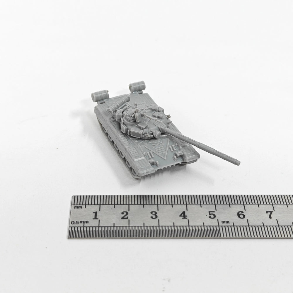 1/144 Cold War Soviet T-80B, Resin Model Vehicle Kit, Unassembled and Unpainted