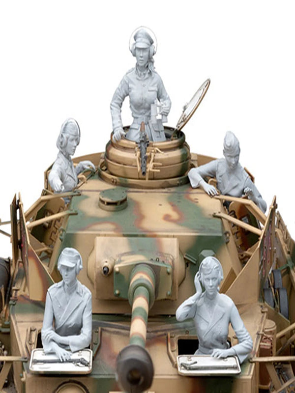 1/16 Modern Female Tank Crew, 5 Figures, Resin Model Vehicle Kit, Unassembled and Unpainted