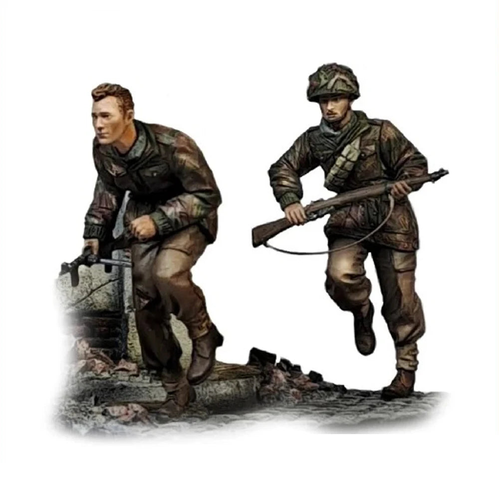 1/35 WWII British Paratroopers Combat Assault, 2 Figures, Resin Model Figure Kit, Unassembled and Unpainted