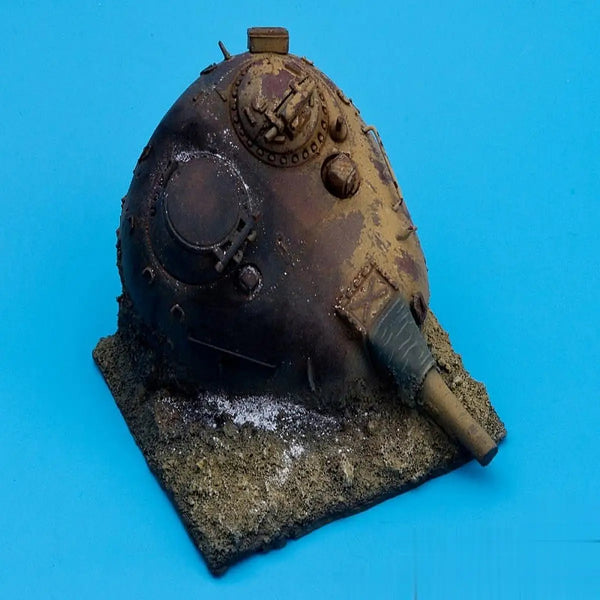 1/35 WWII Destroyed Tank Turret, Resin Model Vehicle Kit, Unassembled and Unpainted