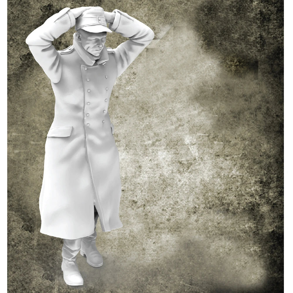 1/35 WWII Prisoner Soldier, Resin Model Figure Kit, Unassembled and Unpainted