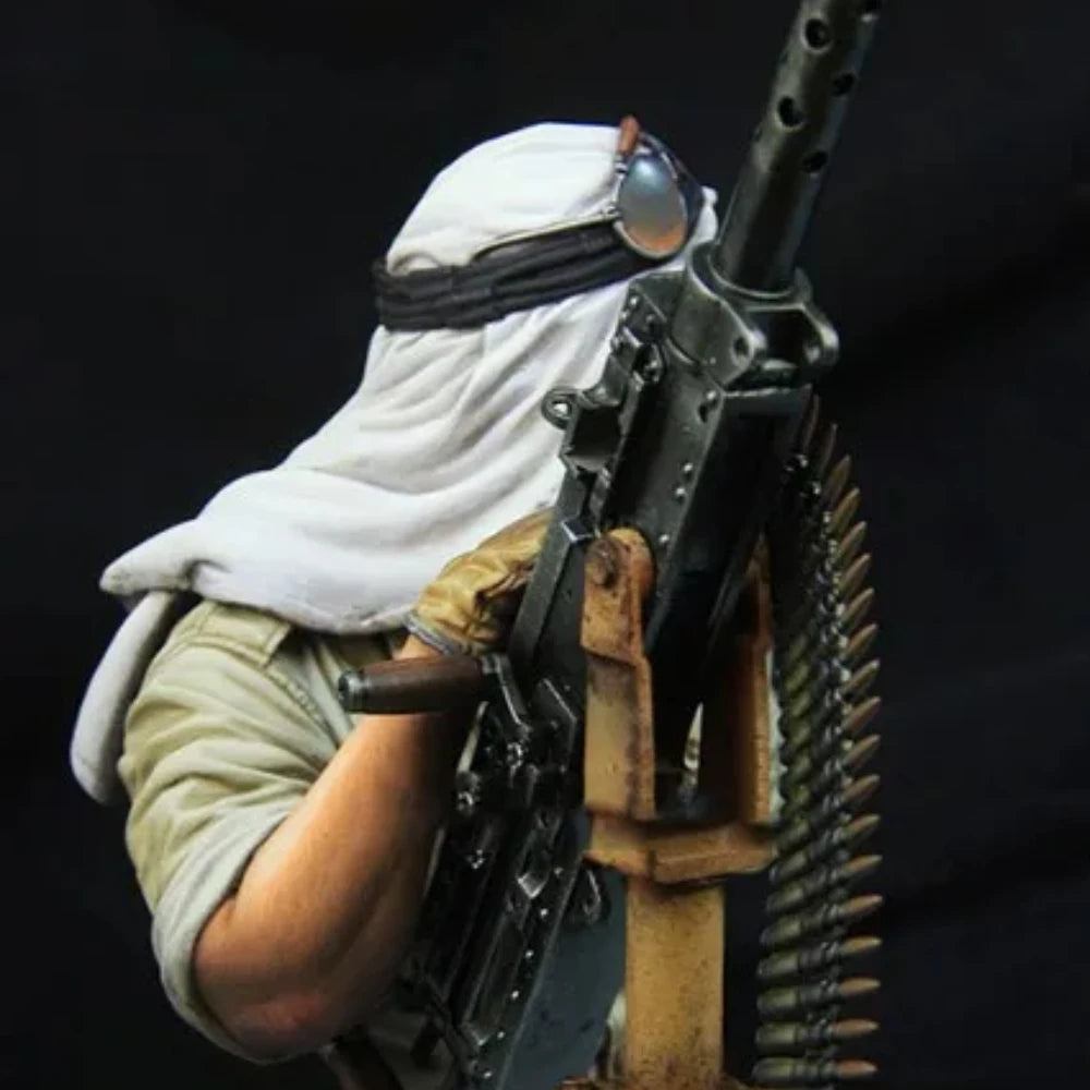 1/10 Modern Tactical Soldier, 2 Figures, Resin Model Bust Kit, Unassembled and Unpainted