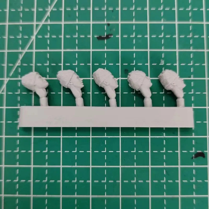 1/35 Modern Bearded Russian Tactical Soldiers, 5 Figures, Resin Model Figure Kit, Unassembled and Unpainted