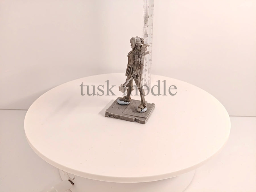 Stylized Female Sci-Fi Warrior with Rifle and Axe 1/24 Resin Figure Kit - resin model view 5