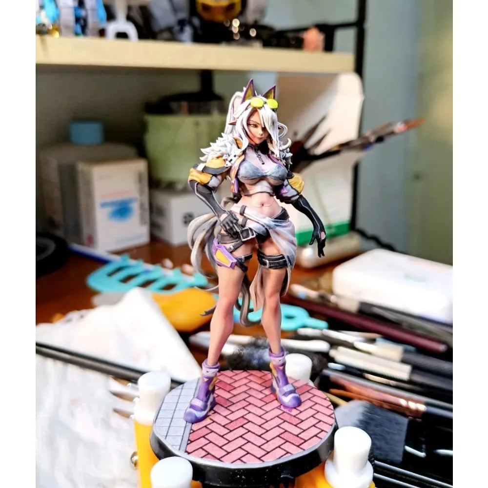 Cyberpunk Elven Girl — 1/24 Resin Figure