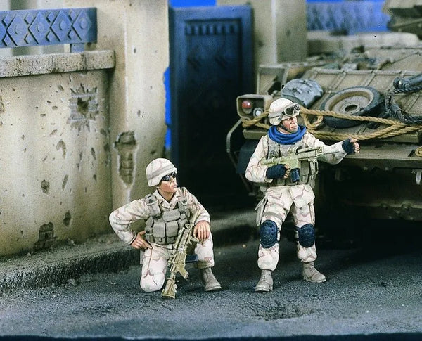 1/35 Modern Baghdad Patrol Soldiers, 2 Figures, Resin Model Figure Kit, Unassembled and Unpainted