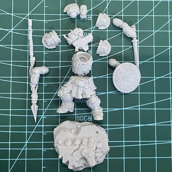 70mm Ornate Plate Knight with Halberd and Shield, Resin Model Figure Kit, Fantasy Theme, Unassembled and Unpainted