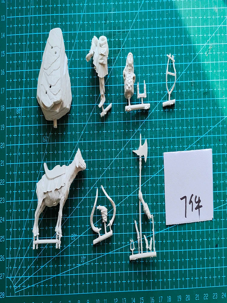 1/32 Medieval Officer, Resin Model Figure Kit, Fantasy Theme, Unassembled and Unpainted