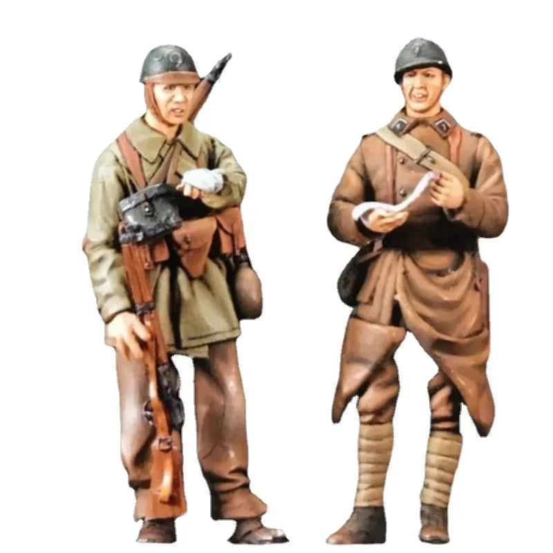 1/35 WWI French Infantry with Adrian Helmets, 2 Figures, Resin Model Figure Kit, Unassembled and Unpainted