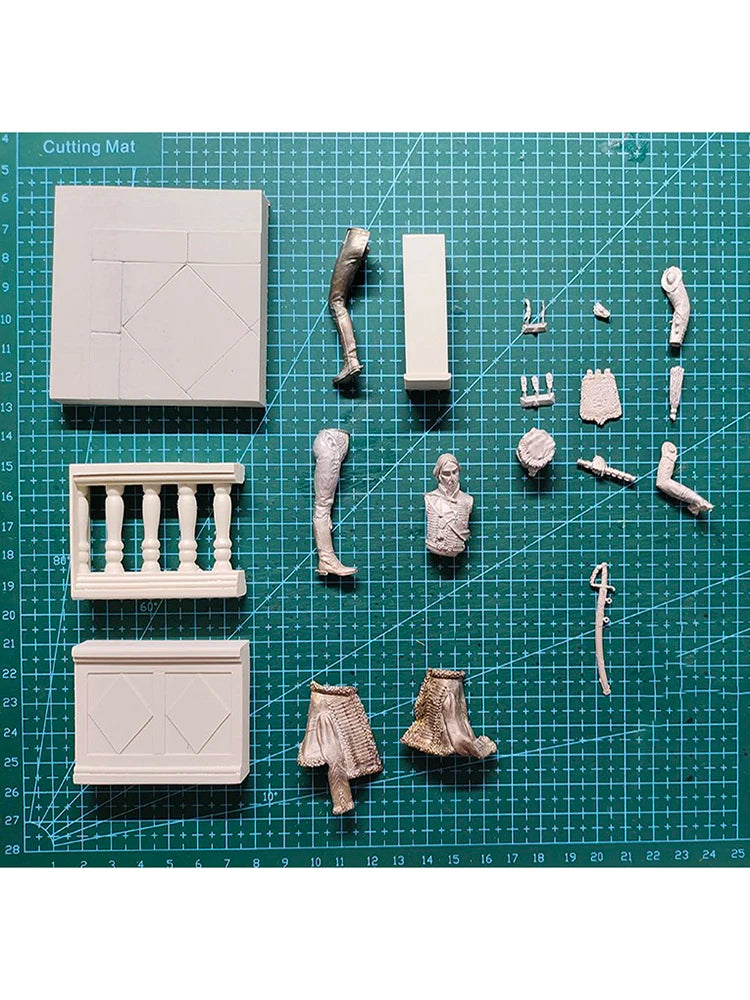 1/24 Napoleonic 18th-Century European Military Officer, Resin Model Figure Kit, Unassembled and Unpainted