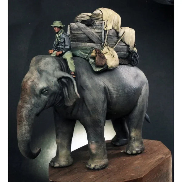1/35 Vietnam War Soldier & Elephant, 2 Figures, Resin Model Diorama Kit, Unassembled and Unpainted