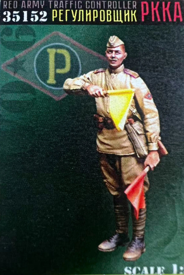 1/35 Cold War Soviet Traffic Controller with Signal Flag, Resin Model Figure Kit, Unassembled and Unpainted